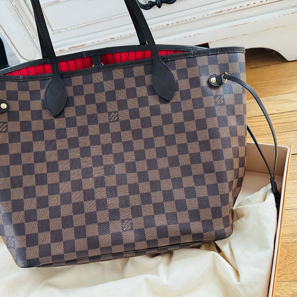 Louis Vuitton Handbags - Authentic Louis Vuitton Damier Ebene Neverfull MM